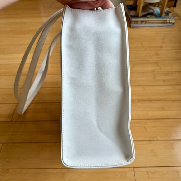 White Telfar Medium Shopping Tote Bag - Picture 6 of 13